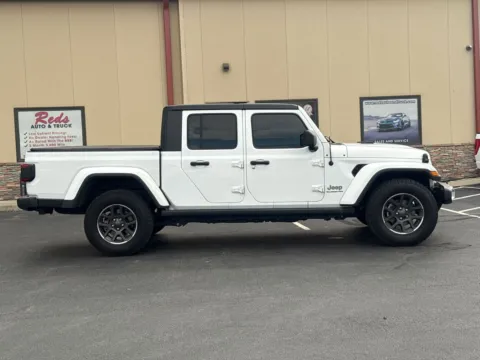 More photos of 2021 Jeep Gladiator Overland 4x4 at Red's Auto & Truck, CO