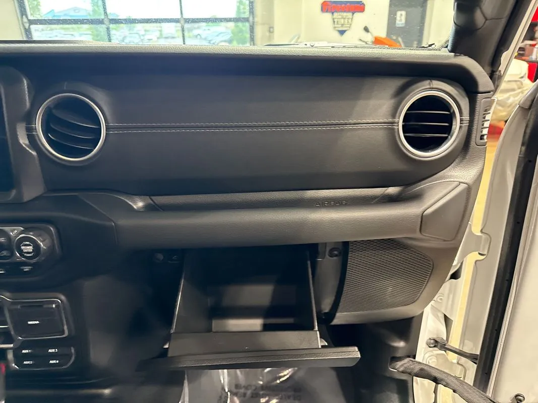 2021 Jeep Gladiator Overland - Photo 84