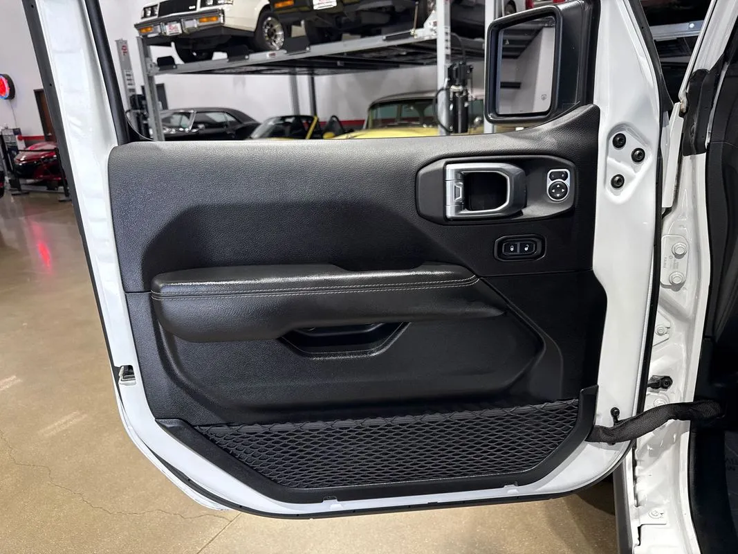 2021 Jeep Gladiator Overland - Photo 100