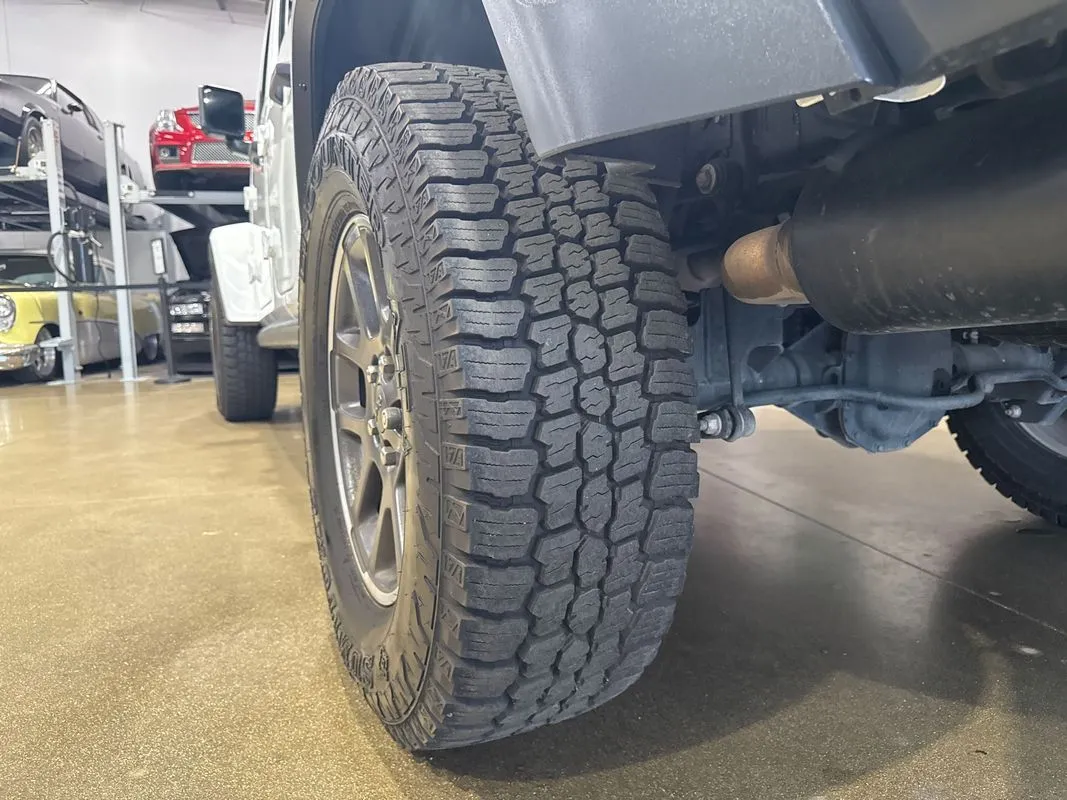 2021 Jeep Gladiator Overland - Photo 155