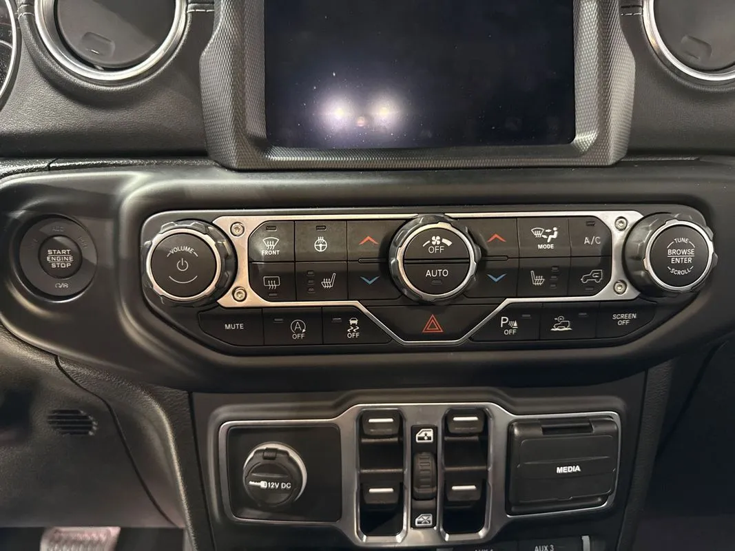 2021 Jeep Gladiator Overland - Photo 120