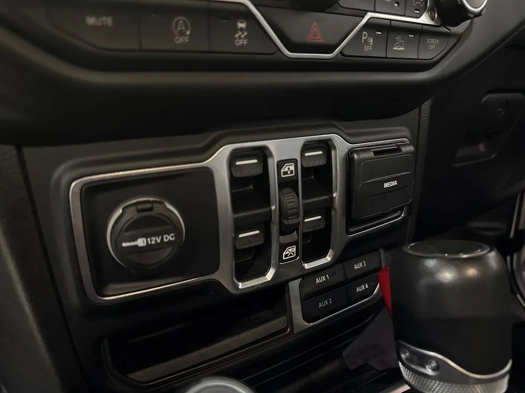 2021 Jeep Gladiator Overland - Photo 119