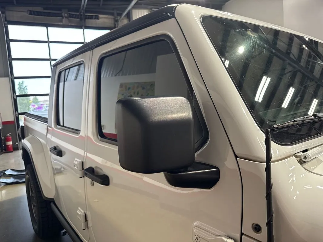 2021 Jeep Gladiator Overland - Photo 176