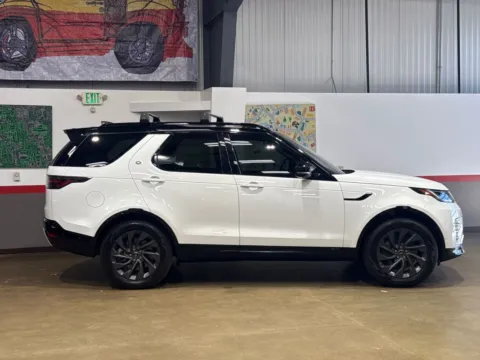 More photos of 2022 Land Rover Discovery P360 S R-Dynamic at Red's Auto & Truck, CO