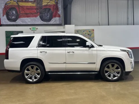 Another view of 2020 Cadillac Escalade 4WD Premium Luxury for sale in Longmont, CO at Red's Auto & Truck