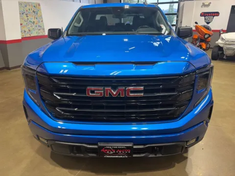 More photos of 2022 GMC Sierra 1500 2WD Crew Cab Short Box Elevation at Red's Auto & Truck, CO