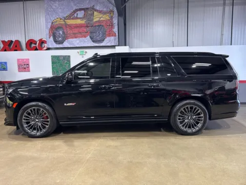 More photos of 2023 Cadillac Escalade ESV 4WD V-Series at Red's Auto & Truck, CO