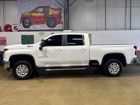More photos of 2023 Chevrolet Silverado 2500HD 4WD Crew Cab Standard Bed LT at Red's Auto & Truck, CO