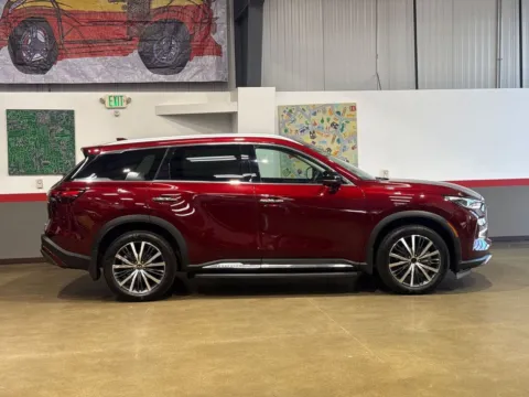 More photos of 2023 INFINITI QX60 SENSORY AWD at Red's Auto & Truck, CO