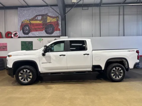 More photos of 2022 Chevrolet Silverado 2500 HD 4WD Crew Cab Standard Bed Custom at Red's Auto & Truck, CO