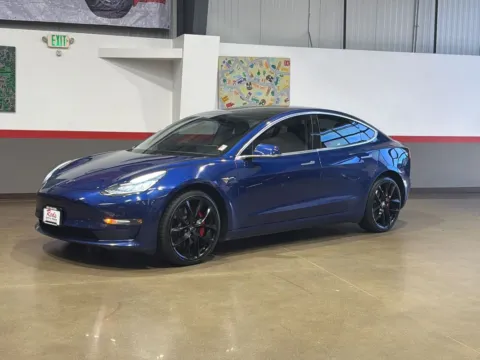 More photos of 2019 Tesla Model 3 Long Range at Red's Auto & Truck, CO