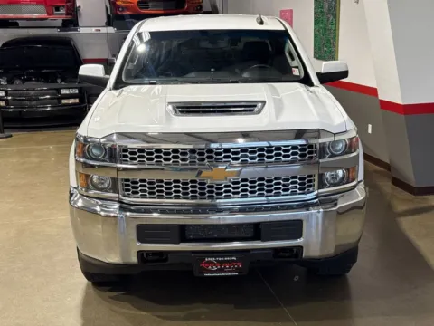More photos of 2019 Chevrolet Silverado 2500 HD LT at Red's Auto & Truck, CO