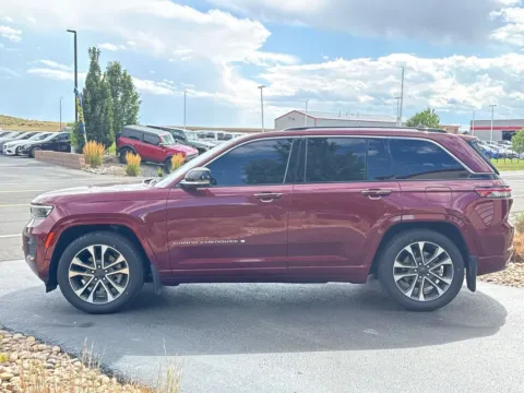 More photos of 2022 Jeep Grand Cherokee Overland 4x4 at Red's Auto & Truck, CO