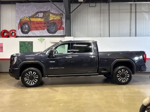 More photos of 2024 GMC Sierra 2500 HD 4WD Crew Cab Standard Bed Denali Ultimate at Red's Auto & Truck, CO