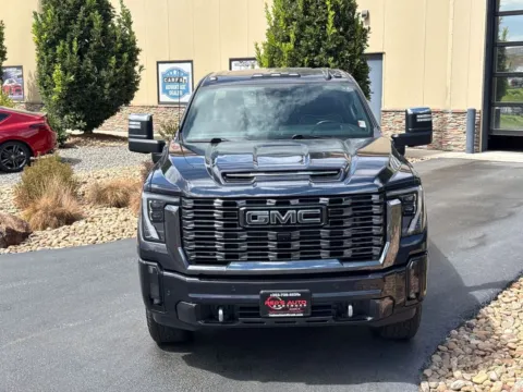 More photos of 2024 GMC Sierra 2500 HD 4WD Crew Cab Standard Bed Denali Ultimate at Red's Auto & Truck, CO