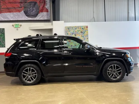Another view of 2019 Jeep Grand Cherokee Trailhawk 4x4 for sale in Longmont, CO at Red's Auto & Truck