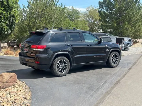 More photos of 2019 Jeep Grand Cherokee Trailhawk 4x4 at Red's Auto & Truck, CO
