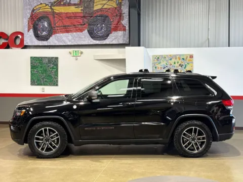 More photos of 2019 Jeep Grand Cherokee Trailhawk 4x4 at Red's Auto & Truck, CO