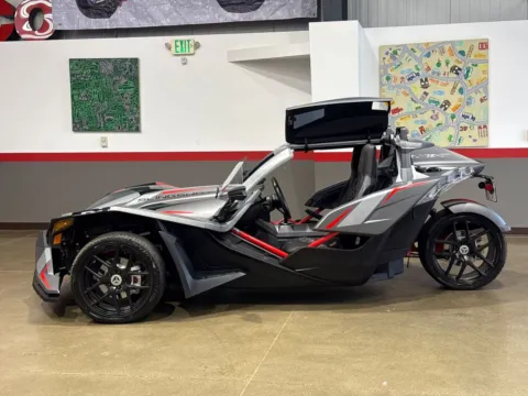 More photos of 2018 Polaris Slingshot Grand Touring LE at Red's Auto & Truck, CO