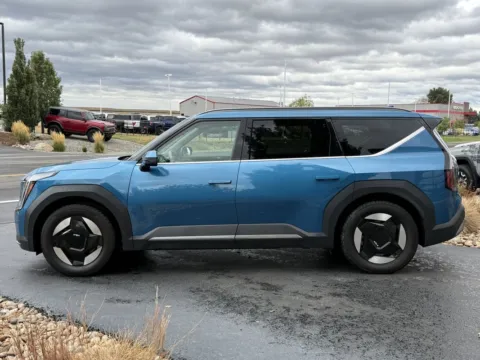 More photos of 2024 Kia EV9 Wind at Red's Auto & Truck, CO