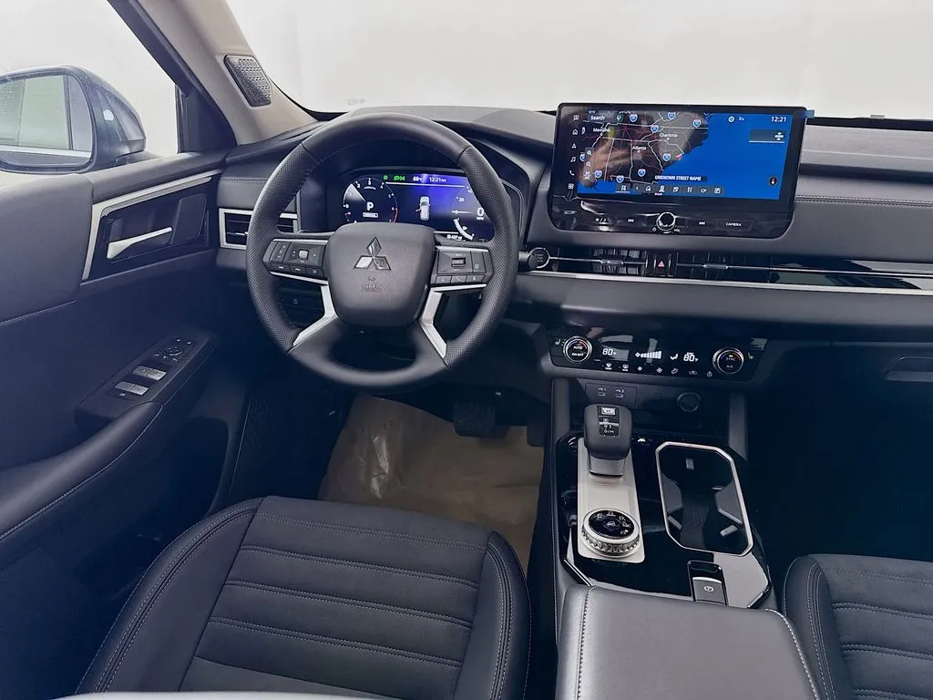 2026 Mitsubishi Outlander SE - Photo 24