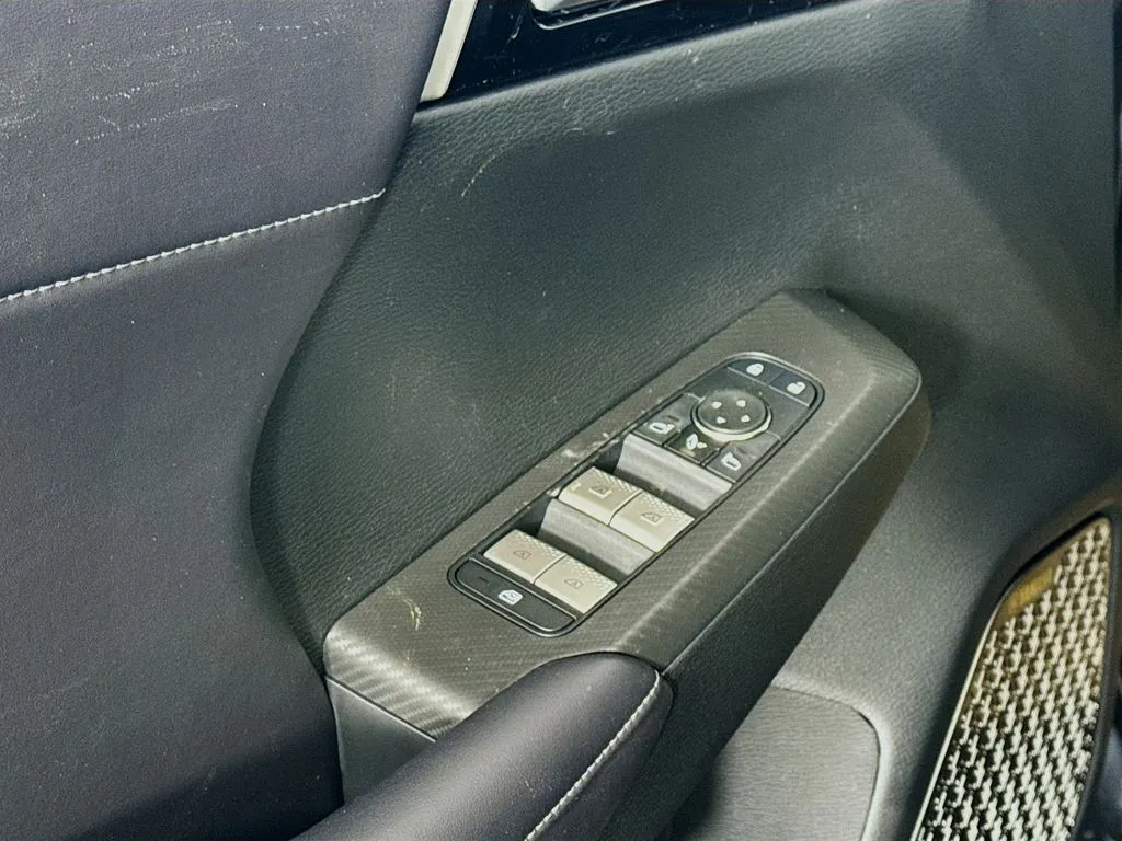 2026 Mitsubishi Outlander SE - Photo 18