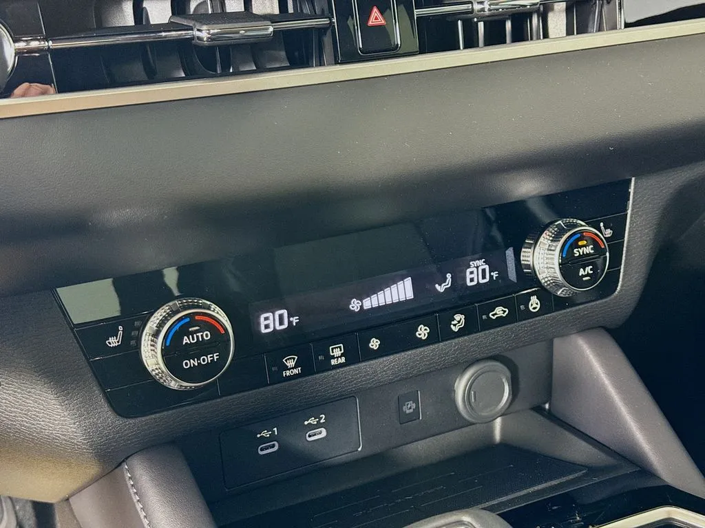 2026 Mitsubishi Outlander SE - Photo 16