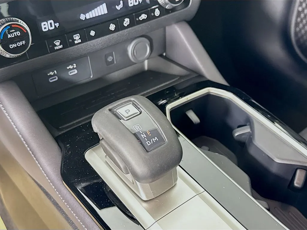 2026 Mitsubishi Outlander SE - Photo 17