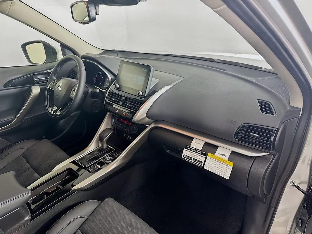 2026 Mitsubishi Eclipse Cross SE - Photo 27