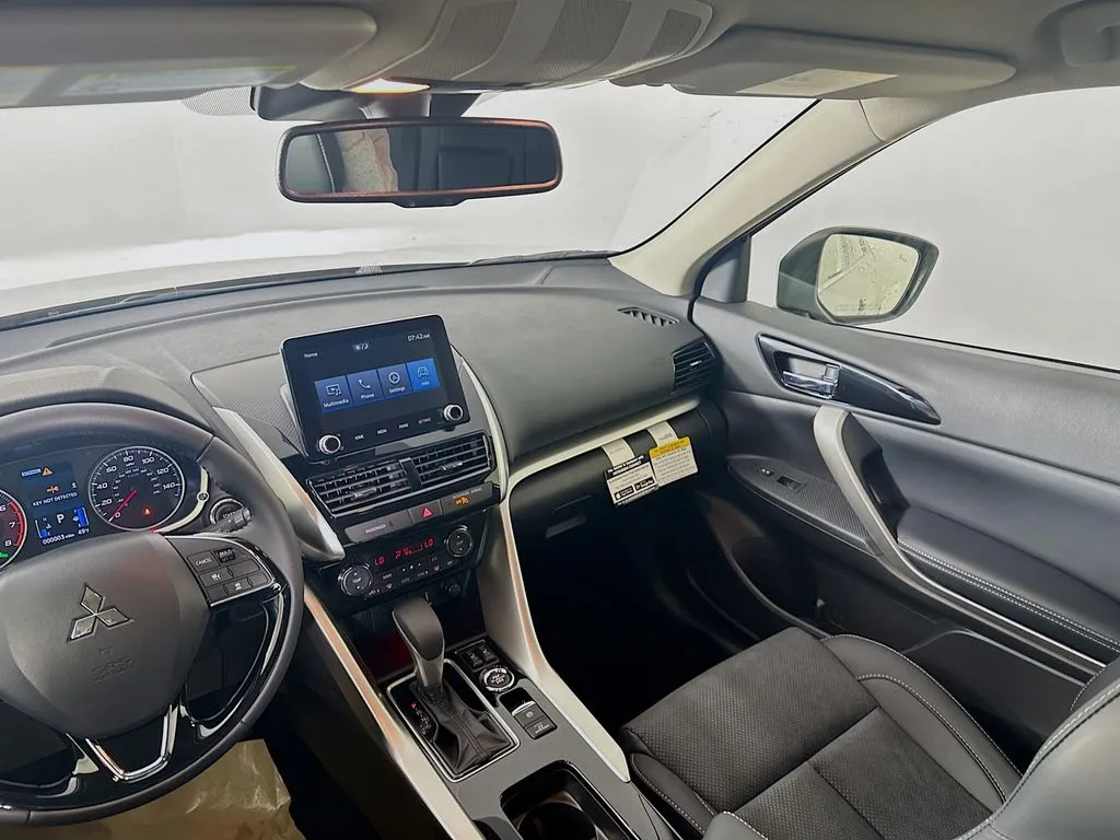 2026 Mitsubishi Eclipse Cross SE - Photo 22