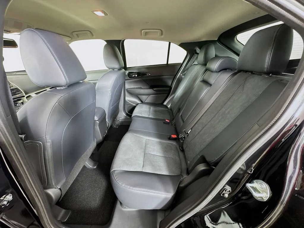 2026 Mitsubishi Eclipse Cross SE - Photo 24
