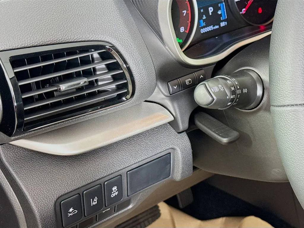 2026 Mitsubishi Eclipse Cross SE - Photo 10
