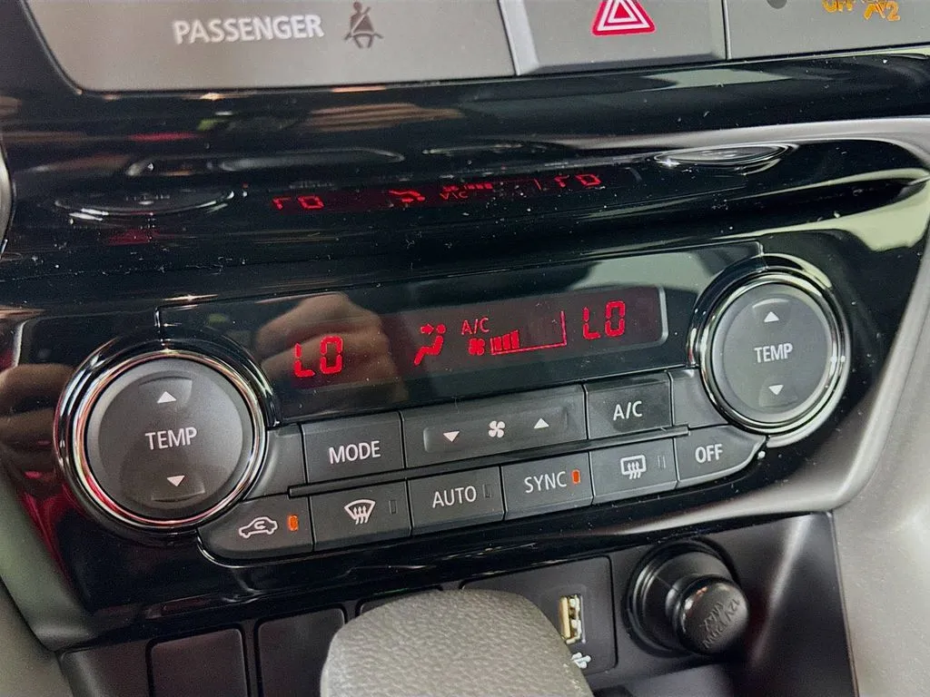 2026 Mitsubishi Eclipse Cross SE - Photo 15