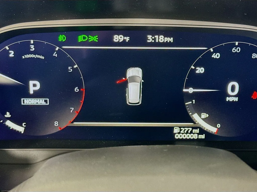 2025 Mitsubishi Outlander SEL Platinum Edition - Photo 12