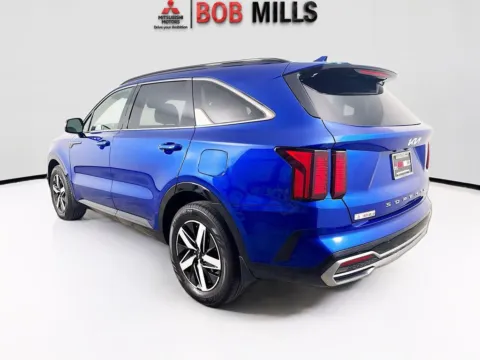 More photos of 2022 Kia Sorento EX at Bob Mills Mitsubishi-Myrtle Beach, SC