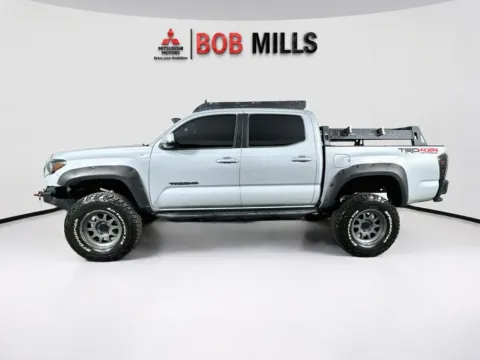 More photos of 2018 Toyota Tacoma TRD Off-Road at Bob Mills Mitsubishi-Myrtle Beach, SC