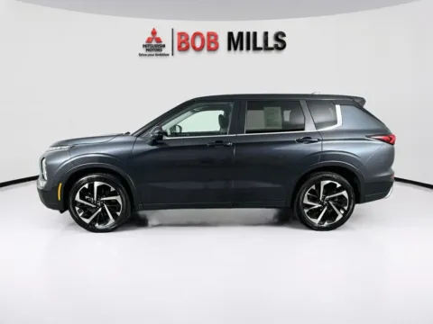 More photos of 2024 Mitsubishi Outlander SE at Bob Mills Mitsubishi-Myrtle Beach, SC