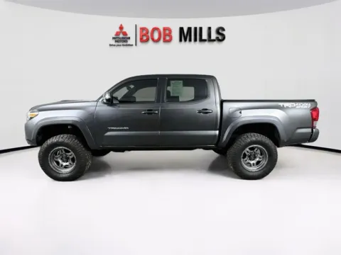 More photos of 2017 Toyota Tacoma TRD Sport at Bob Mills Mitsubishi-Myrtle Beach, SC
