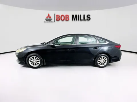 More photos of 2018 Hyundai Sonata SE at Bob Mills Mitsubishi-Myrtle Beach, SC