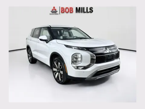 White 2025 Mitsubishi Outlander SE for sale in Myrtle Beach, SC