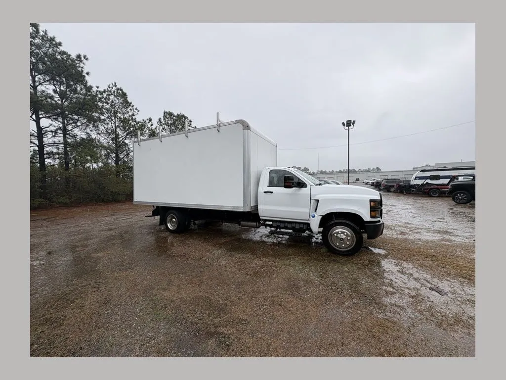 White 2021 Chevrolet Silverado 4500 HD Work Truck for sale in Myrtle Beach, SC