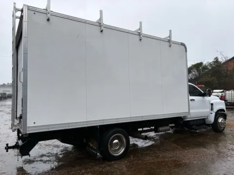 More photos of 2021 Chevrolet Silverado 4500 HD Work Truck at Bob Mills Mitsubishi-Myrtle Beach, SC