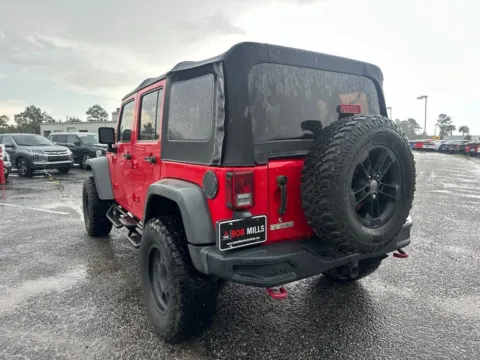 More photos of 2016 Jeep Wrangler Unlimited Rubicon at Bob Mills Mitsubishi-Myrtle Beach, SC