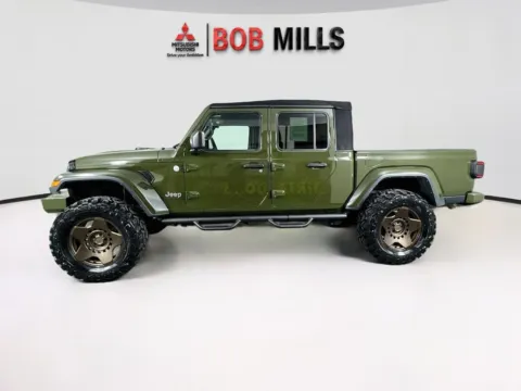 More photos of 2022 Jeep Gladiator Overland at Bob Mills Mitsubishi-Myrtle Beach, SC