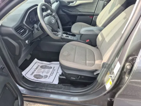 More photos of 2021 Ford Escape Hybrid SE at Bob Mills Mitsubishi-Myrtle Beach, SC