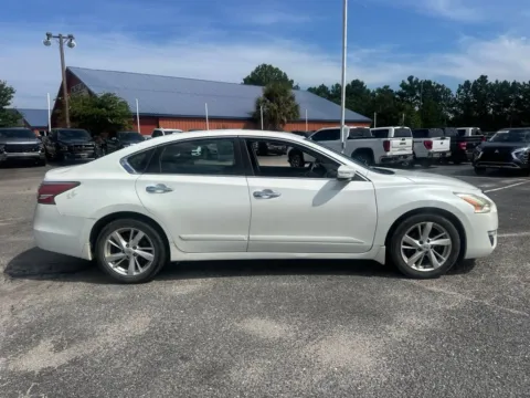 Photos of 2014 Nissan Altima 2.5 SV for sale in Myrtle Beach, SC at Bob Mills Mitsubishi-Myrtle Beach