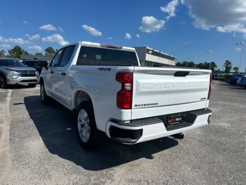 More photos of 2022 Chevrolet Silverado 1500 Custom at Bob Mills Mitsubishi-Myrtle Beach, SC