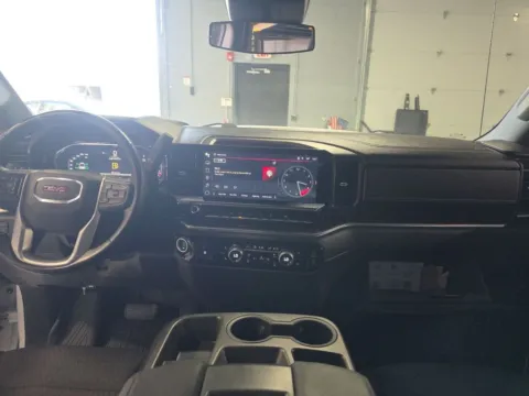 More photos of 2023 GMC Sierra 1500 SLE at Bob Mills Mitsubishi-Myrtle Beach, SC