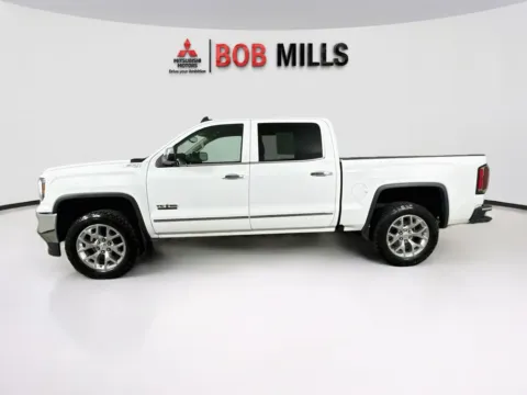 More photos of 2018 GMC Sierra 1500 SLT at Bob Mills Mitsubishi-Myrtle Beach, SC
