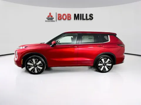 More photos of 2026 Mitsubishi Outlander SEL at Bob Mills Mitsubishi-Myrtle Beach, SC